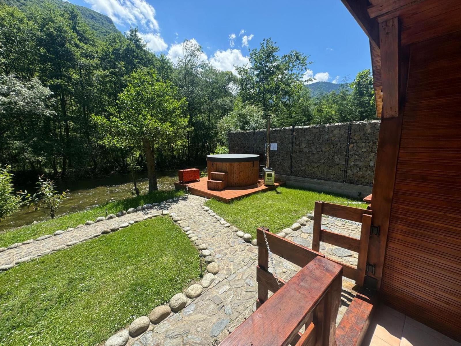 Woods Retreat Vila Rîu de Mori Exterior foto